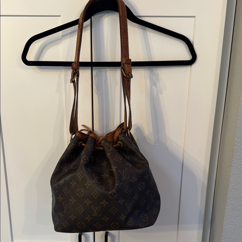 Louis Vuitton Monogram Petit Noe bag